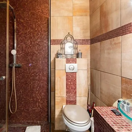 Apartment Grand F1 At The Foot Of Montmartre Paris